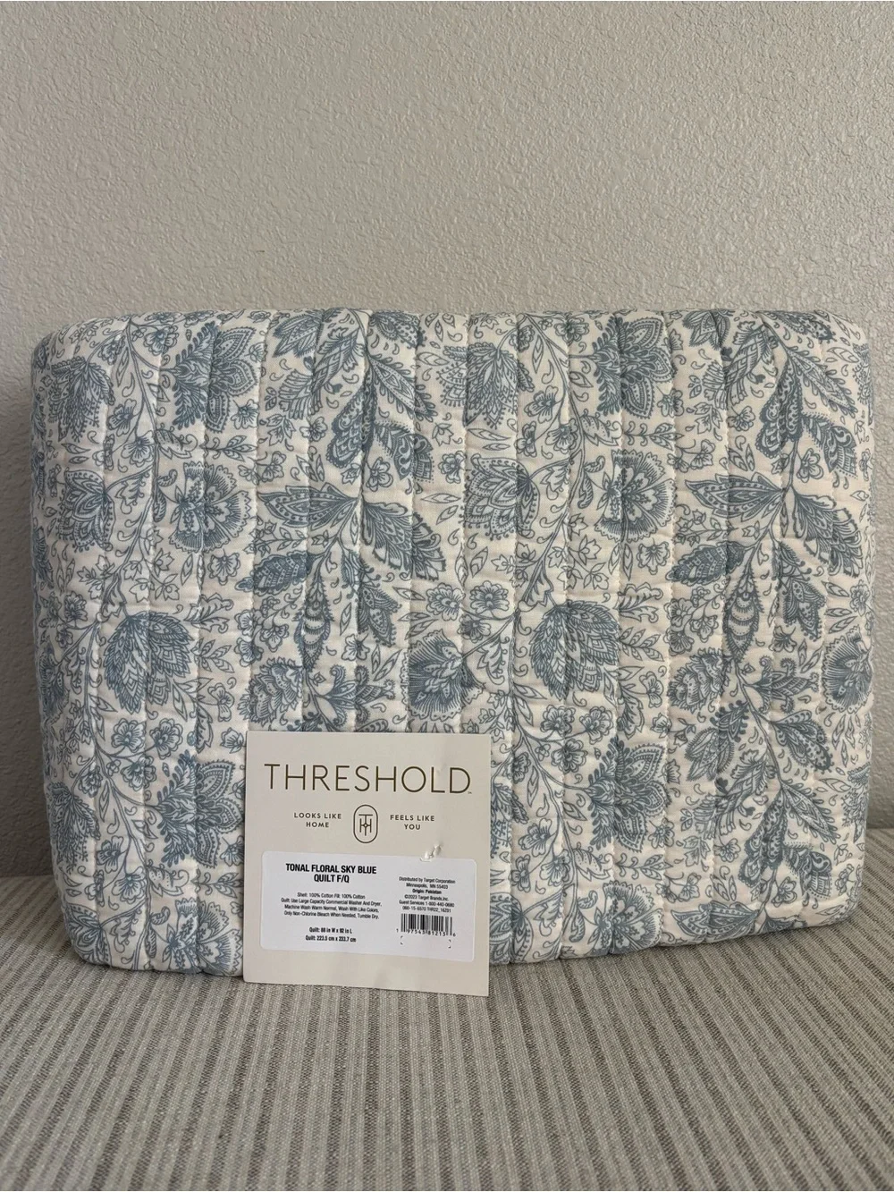 NWT Full/Queen Printed Cotton Voile Tonal Floral Quilt Ivory/Sky Blue Threshold